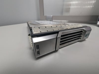 P3HC0 Dell EQL 1 TB 6G 7.2K 3.5 SAS PS6100E HDD Hard Drive
